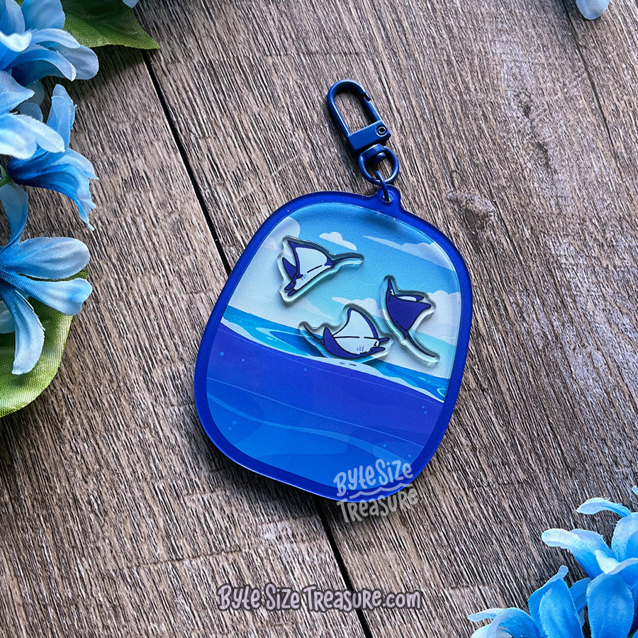 Mobula Ray Shaker Charm