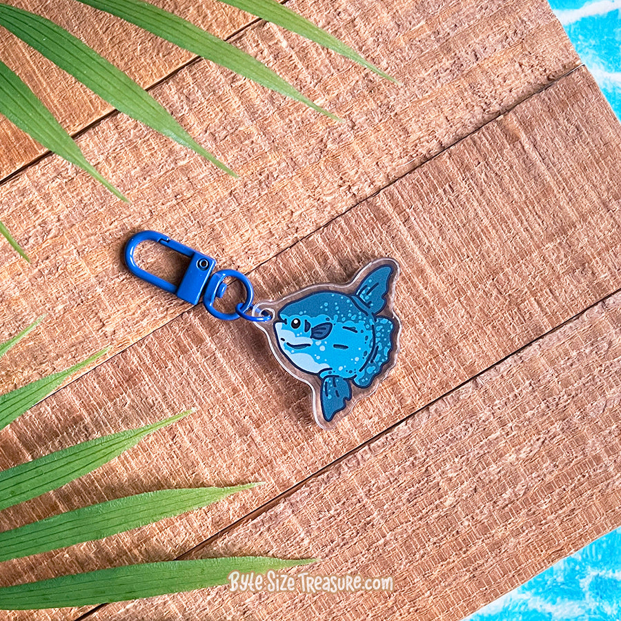 Flat Friend Charm: Ocean Sunfish