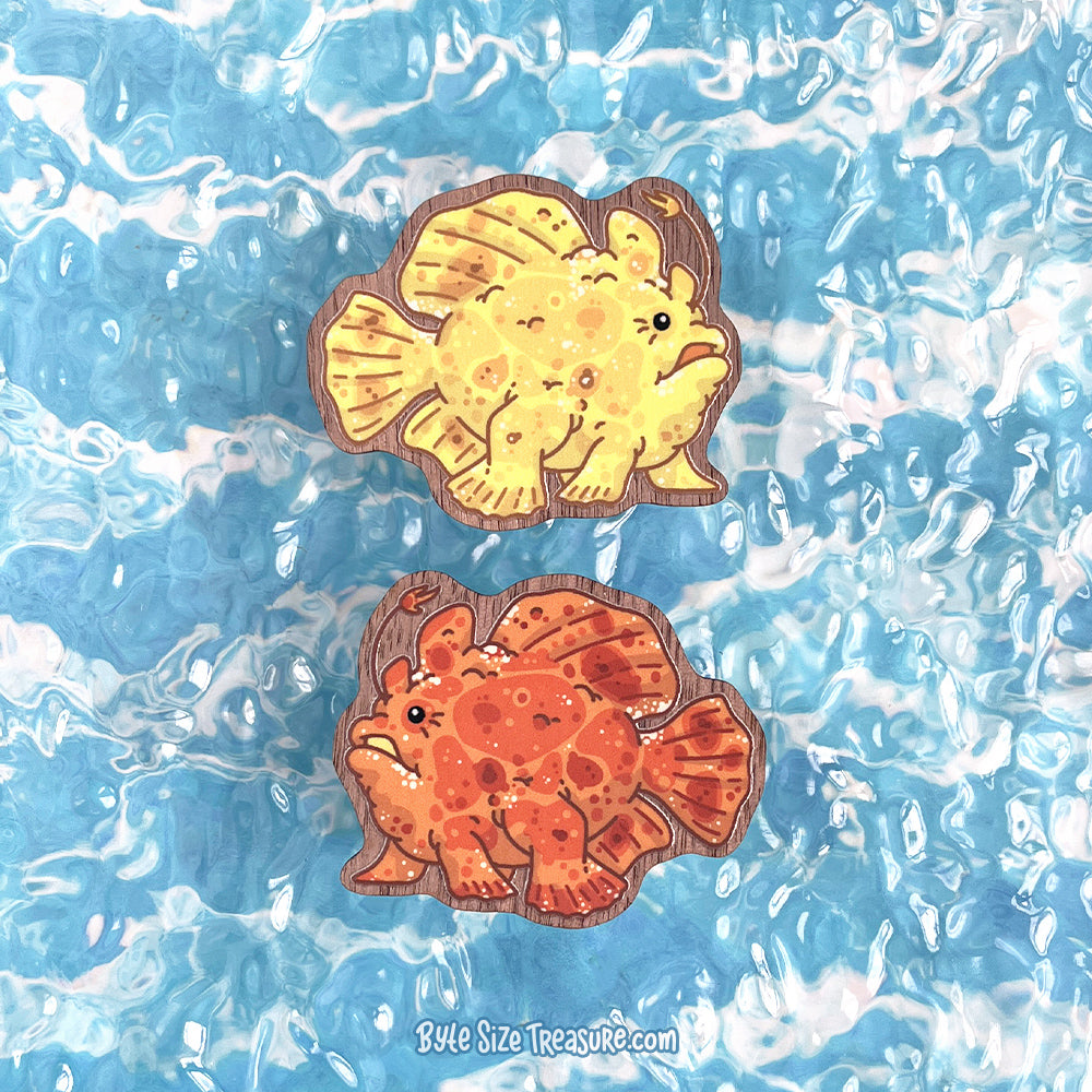 Giant Frogfish \\ Wooden Magnet